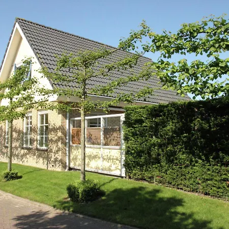Nyaraló Detached In Small Scale Schoorl