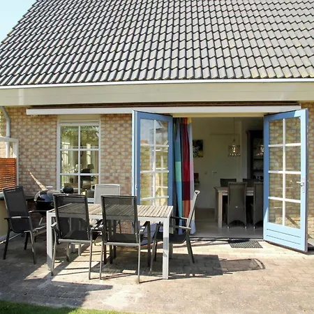 Дом отдыха In Near Sandy Beaches